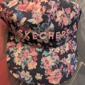 Skechers Multicolor Floral Cap
